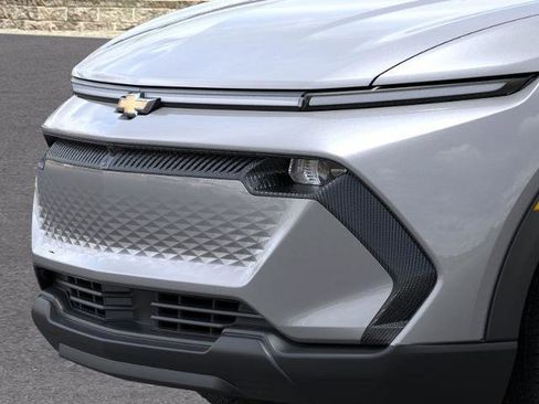 New 2026 Chevrolet Equinox EV LT image 13