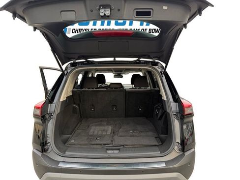 Used 2023 Nissan Rogue SV image 23