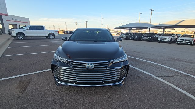 Used 2021 Toyota Avalon XLE FWD image 4