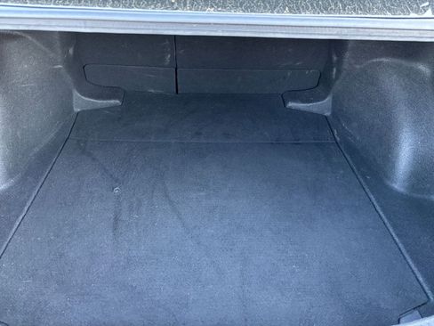 Used 2023 Toyota Corolla LE image 28