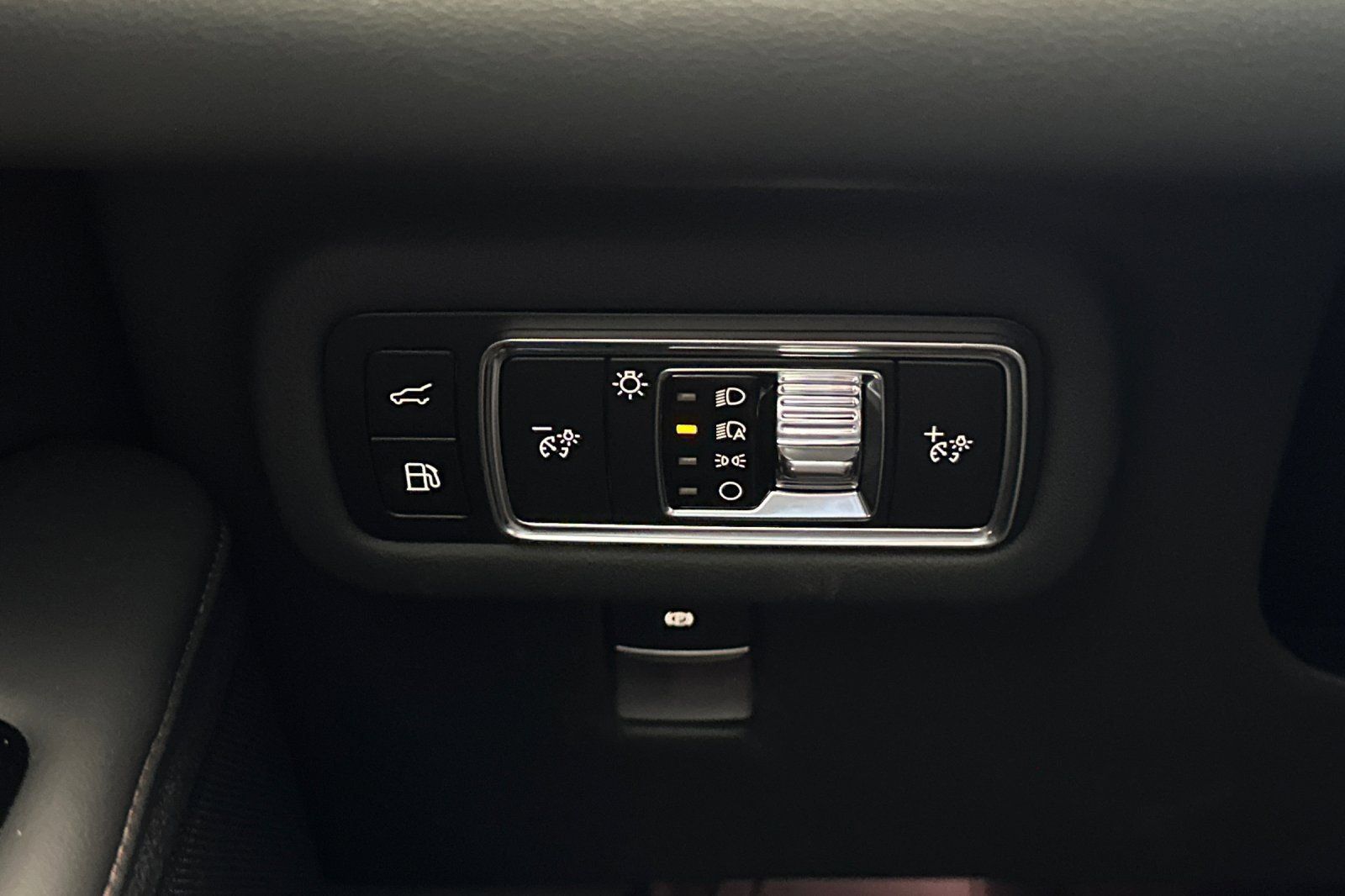New 2026 Lincoln Nautilus Premier w/ Equipment Group 102A AWD/4WD image 27