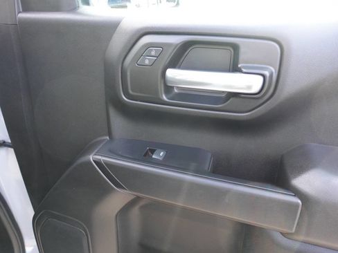 Used 2024 Chevrolet Silverado 1500 Custom image 33