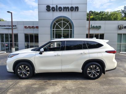 Used 2020 Toyota Highlander XLE