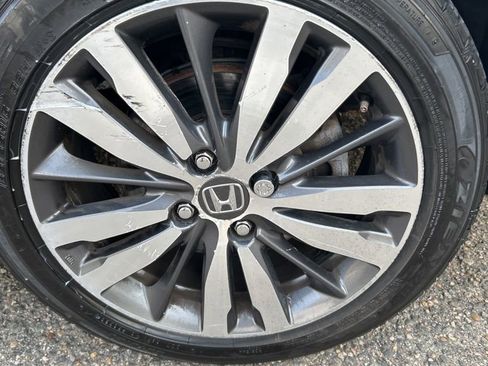 Used 2015 Honda Fit EX image 9