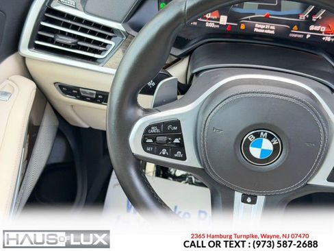 Used 2020 BMW X7 M50i w/ Dynamic Handling Package AWD/4WD image 37