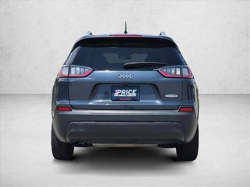 Used 2019 Jeep Cherokee Latitude w/ Popular Appearance Group FWD image 7