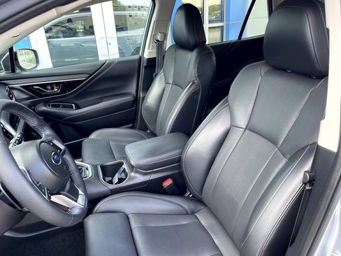 Used 2022 Subaru Outback Limited AWD/4WD image 11