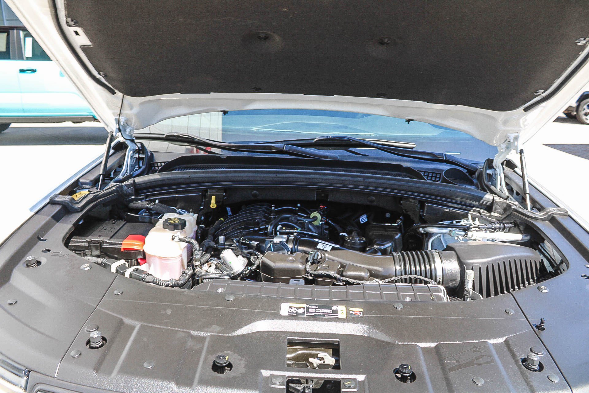 Used 2024 Jeep Grand Cherokee Altitude AWD/4WD image 27