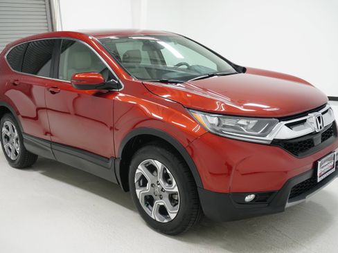 Used 2018 Honda CR-V EX-L image 3
