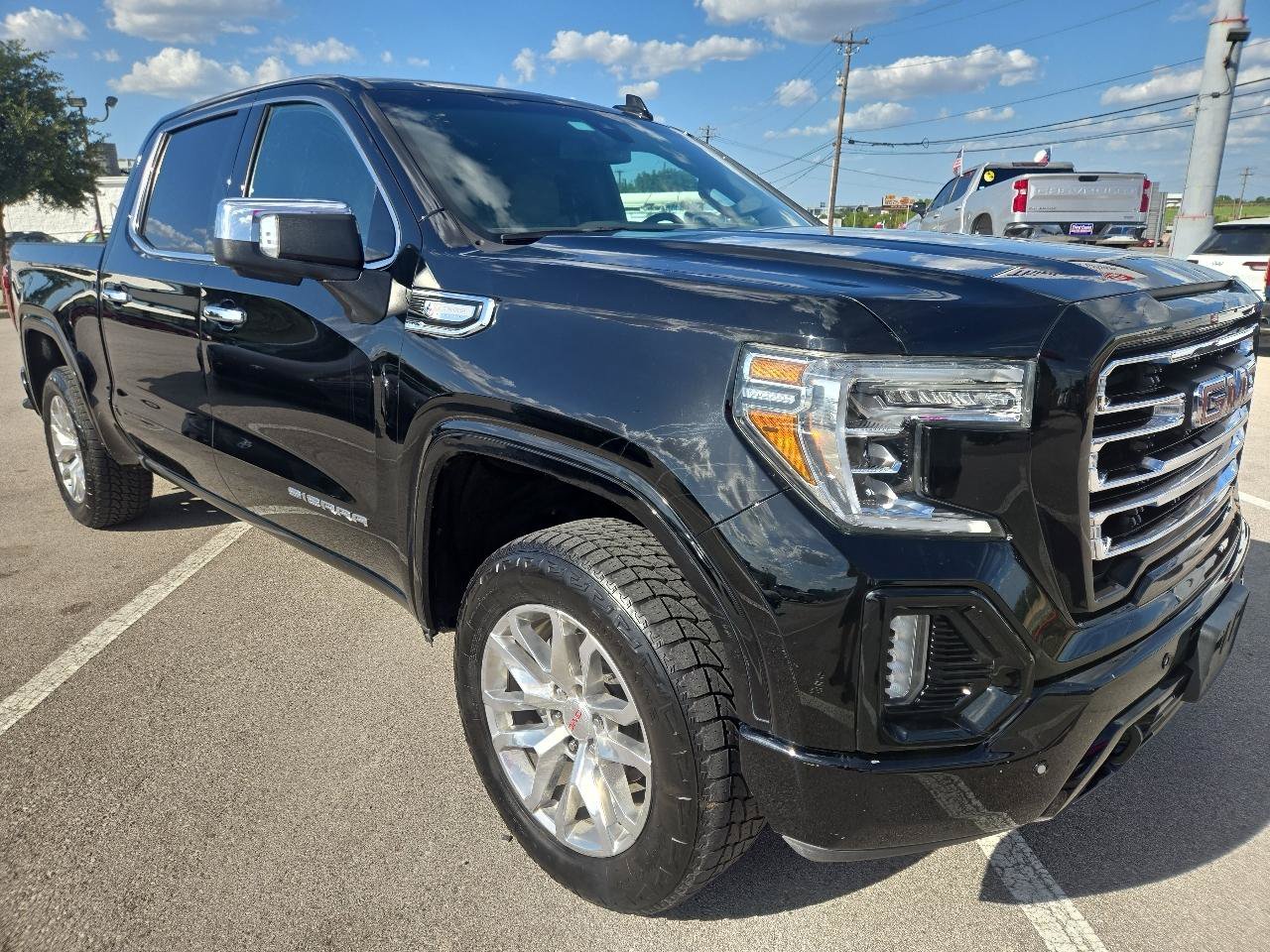 Used 2019 GMC Sierra 1500 SLT RWD image 3
