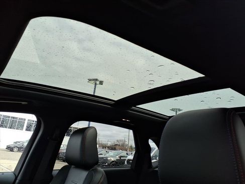 Used 2023 Ford Edge ST w/ Equipment Group 401A image 15