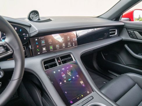 New 2025 Porsche Taycan image 14