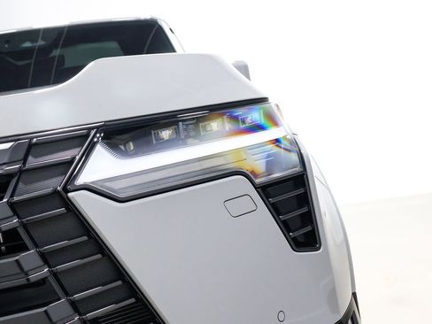 Used 2026 Lexus GX 550 w/ Accessory Package (2T) image 98