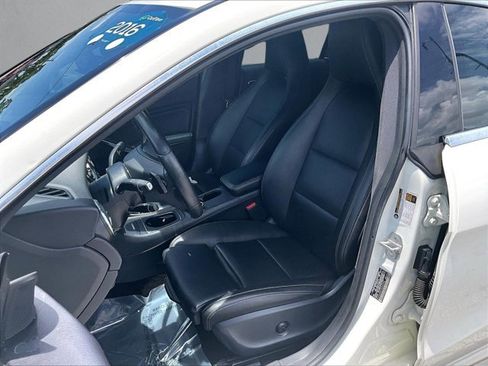 Used 2016 Mercedes-Benz CLA 250 image 26