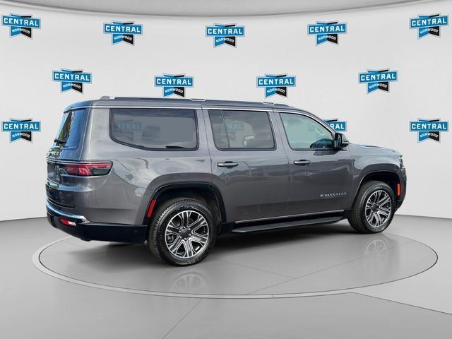 Used 2023 Jeep Wagoneer 4WD w/ Premium Group I image 6