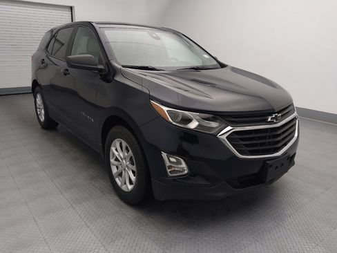 Used 2020 Chevrolet Equinox LS w/ LS Convenience Package FWD image 13