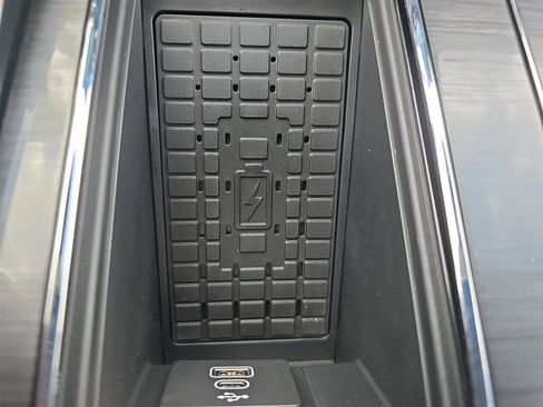 New 2025 Lincoln Aviator 2WD w/ Equipment Group 101A image 21