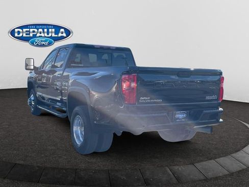 Used 2024 Chevrolet Silverado 3500 High Country w/ High Country Premium Package image 3