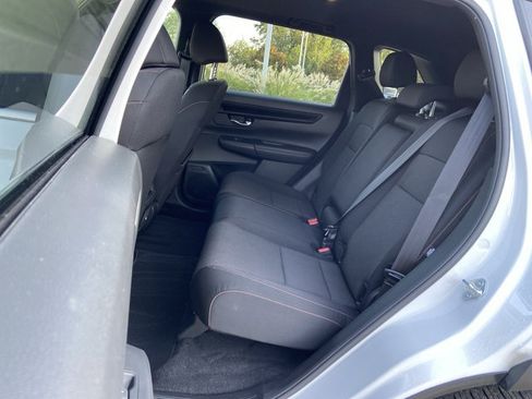 Used 2024 Honda CR-V Sport image 16