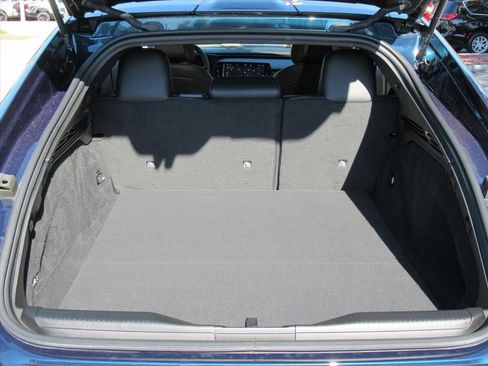 Used 2025 Dodge Charger R/T w/ Sun & Sound Package image 27