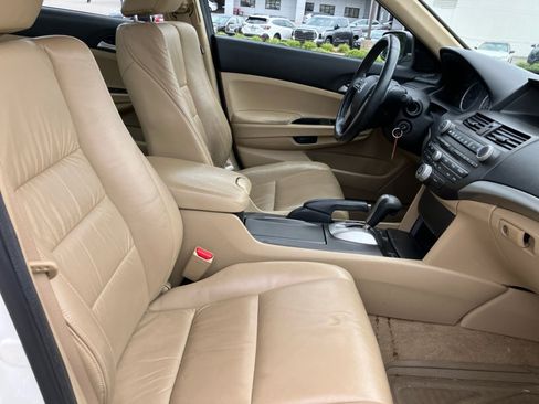 Used 2011 Honda Accord SE image 30