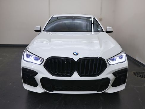 Used 2023 BMW X6 M50i w/ Executive Package image 8
