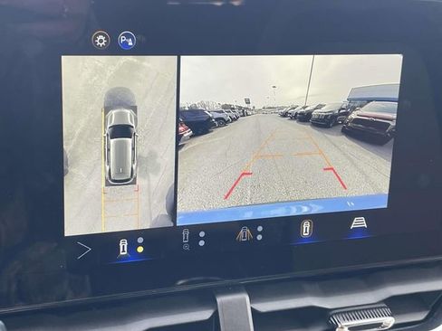 New 2026 Chevrolet Equinox ACTIV w/ Safety and Technology Package image 14