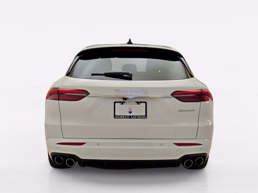 Certified 2024 Maserati Grecale GT AWD/4WD image 8