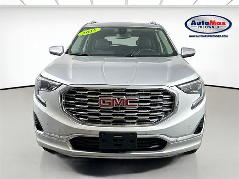 Used 2018 GMC Terrain Denali w/ Advanced Safety Package image 7