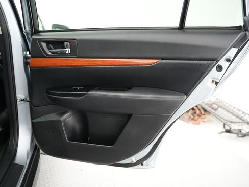 Used 2013 Subaru Outback 2.5i Limited image 36