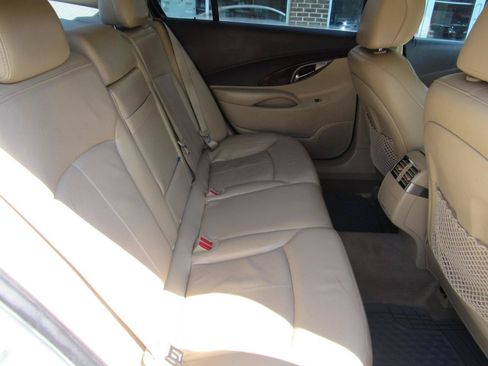 Used 2011 Buick LaCrosse CXL w/ Luxury Package FWD image 31