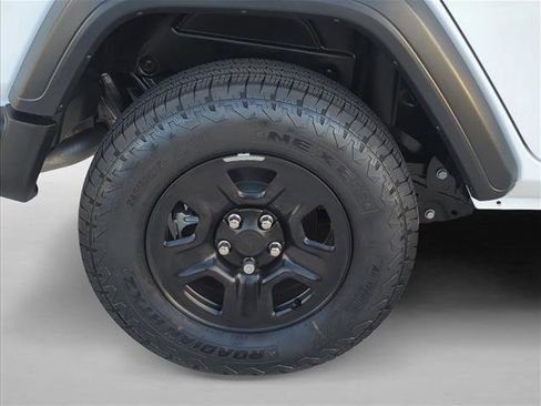 Used 2026 Jeep Wrangler Sport image 25