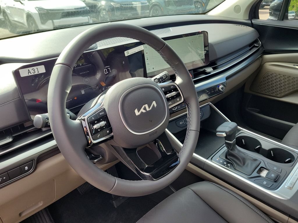 New 2026 Kia Carnival FWD image 22