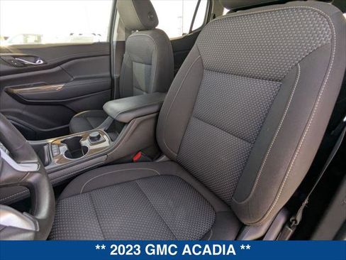 Used 2023 GMC Acadia SLE w/ Elevation Edition image 20