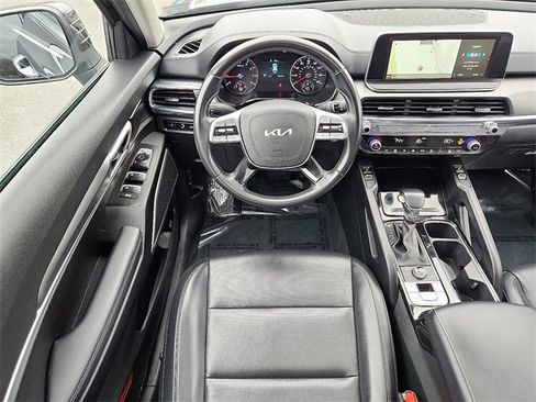 Used 2022 Kia Telluride S image 13