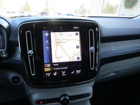 Used 2020 Volvo XC40 T5 Inscription w/ Protection Package Premier image 10