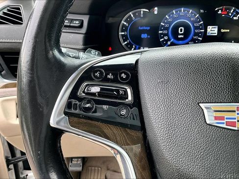 Used 2020 Cadillac Escalade Luxury AWD/4WD image 11