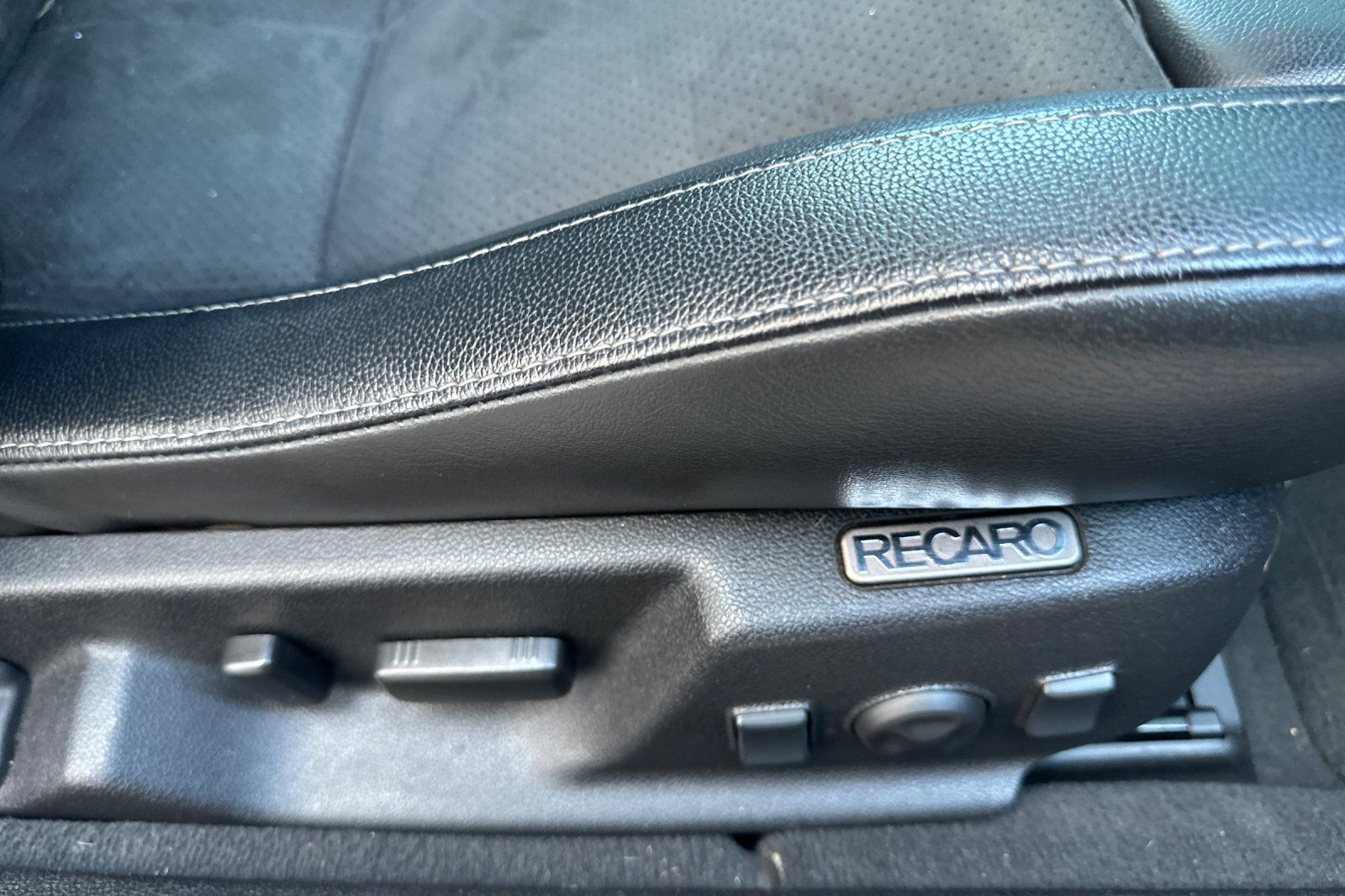 Used 2013 Cadillac CTS V RWD image 22