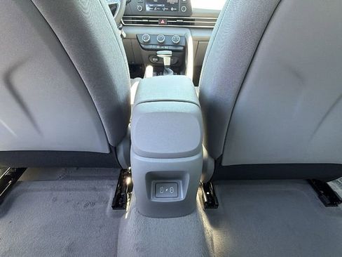 New 2026 Hyundai Elantra SE FWD image 21