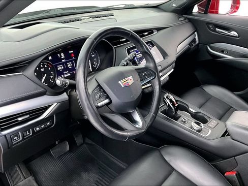 Used 2021 Cadillac XT4 Premium Luxury AWD/4WD image 16