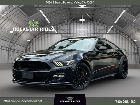 Used 2017 Ford Mustang GT RWD image 1