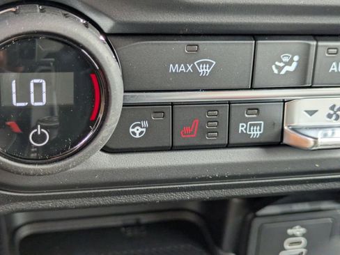 New 2026 Ford Bronco Outer Banks AWD/4WD image 25