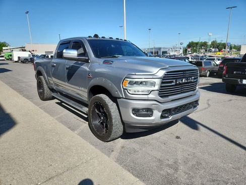 Used 2022 RAM 2500 Laramie AWD/4WD image 6