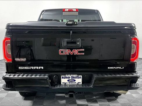 Used 2016 GMC Sierra 1500 Denali w/ Enhanced Driver Alert Package AWD/4WD image 4