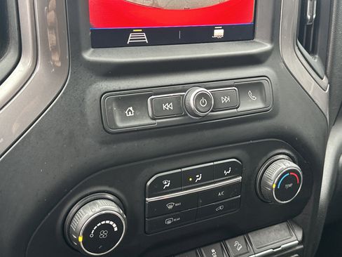 Used 2021 Chevrolet Silverado 1500 Custom Trail Boss image 29