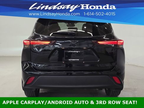 Used 2024 Toyota Highlander LE image 5