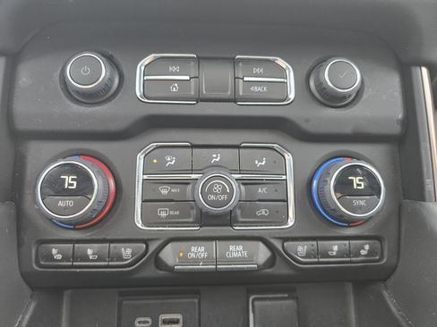 Used 2023 Chevrolet Tahoe High Country image 31