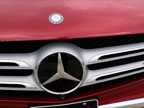 Used 2017 Mercedes-Benz GLC 300 GLC 300 image 30