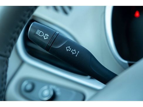 Used 2017 Chevrolet Volt LT w/ Comfort Package FWD image 19