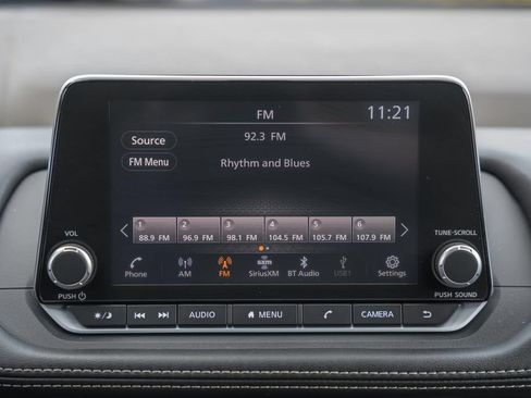 Used 2023 Nissan Rogue SV AWD/4WD image 20
